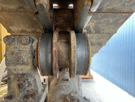 Grondschuivers 2011 Caterpillar D6N LGP (19)