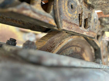 Grondschuivers 2011 Caterpillar D6N LGP (22)