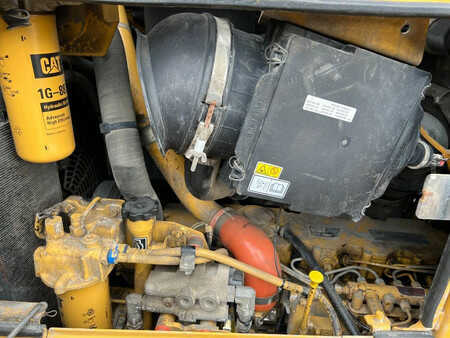 Grondschuivers 2011 Caterpillar D6N LGP (25)