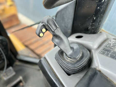 Grondschuivers 2011 Caterpillar D6N LGP (35)