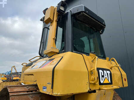 Grondschuivers 2011 Caterpillar D6N LGP (7)