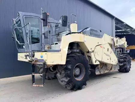 Overige 2006 WIRTGEN WR2400 (1)