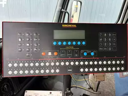 Andet 2000 Renault Rincheval - 9.000 Liter (29)
