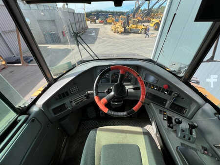 Zalomené klouby-dampry  2008 Volvo A35E FS (31)