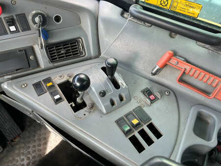 Zalomené klouby-dampry  2008 Volvo A35E FS (35)