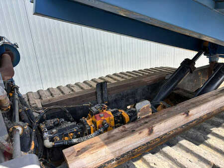 Lánctalpas dömperek 1998 Caterpillar Morooka 2200 - CAT 3306 engine (13)
