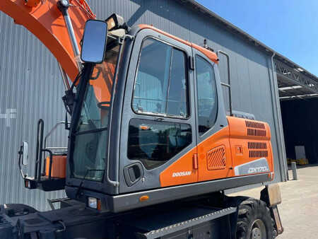 Mobilní bagry 2015 Doosan DX170W-5 (18)