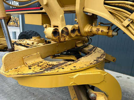 Livellatrici 1997 Caterpillar 140H (13)