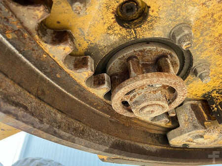 Livellatrici 1997 Caterpillar 140H (15)