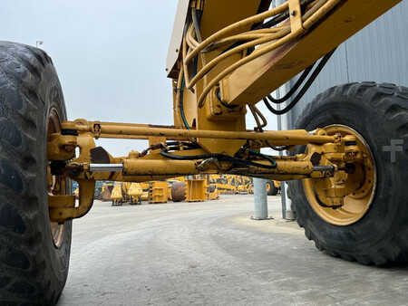 Livellatrici 1997 Caterpillar 140H (17)