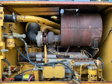 Livellatrici 1997 Caterpillar 140H (39)