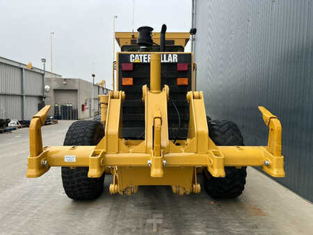 Livellatrici 1997 Caterpillar 140H (5)