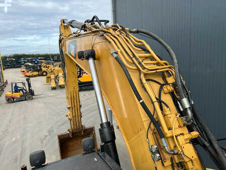 Escavadora de rastos 2009 Caterpillar 328D LCR (18)