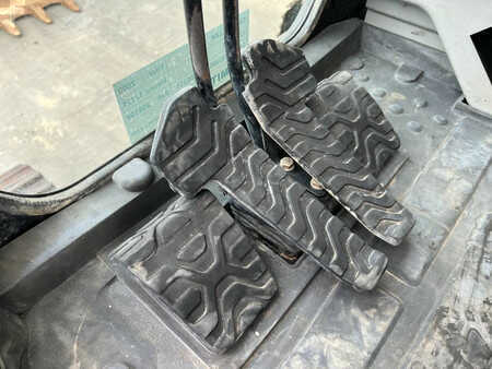 Escavadora de rastos 2009 Caterpillar 328D LCR (33)