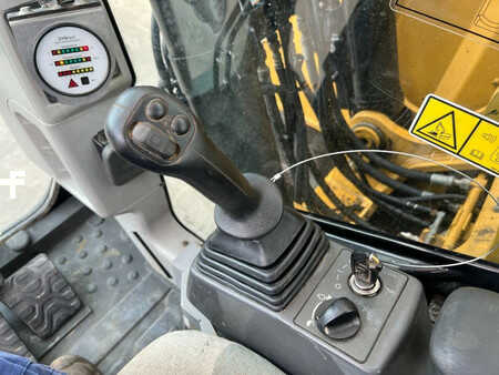 Escavadora de rastos 2009 Caterpillar 328D LCR (37)