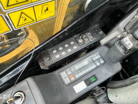 Escavadora de rastos 2009 Caterpillar 328D LCR (38)