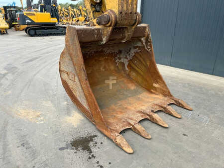 Escavadora de rastos 2009 Caterpillar 328D LCR (9)