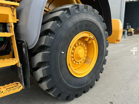 Ładowarki kołowe 2015 Volvo L90H (34)