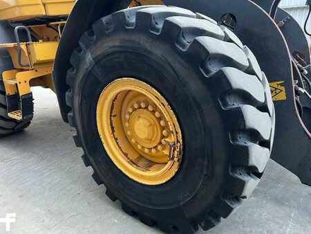 Ładowarki kołowe 2015 Volvo L90H (36)