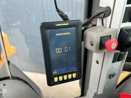 Ładowarki kołowe 2011 Volvo L90F (28)