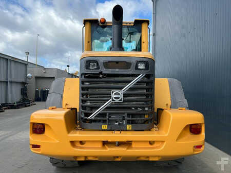 Ładowarki kołowe 2011 Volvo L90F (4)