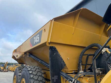 Articulated Dump Trucks 2018 Caterpillar 745 04A NEW TYRES (24)
