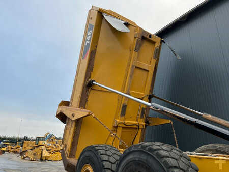 Tombereau articulé 2019 Caterpillar 745 (17)