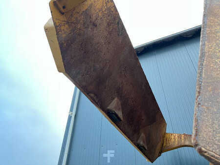 Tombereau articulé 2019 Caterpillar 745 (19)