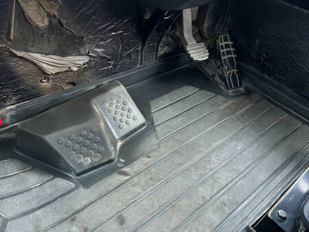 Tombereau articulé 2019 Caterpillar 745 (27)