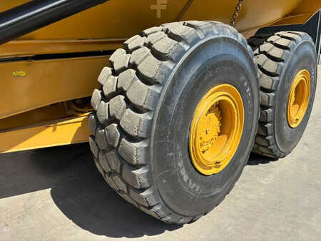 Tombereau articulé 2018 Caterpillar 745 04A (12)