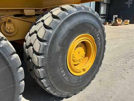 Tombereau articulé 2018 Caterpillar 745 04A (13)