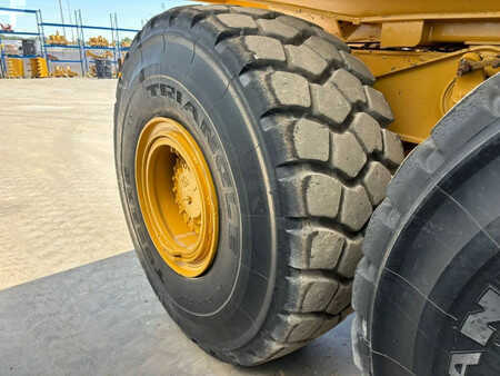 Tombereau articulé 2018 Caterpillar 745 04A (14)