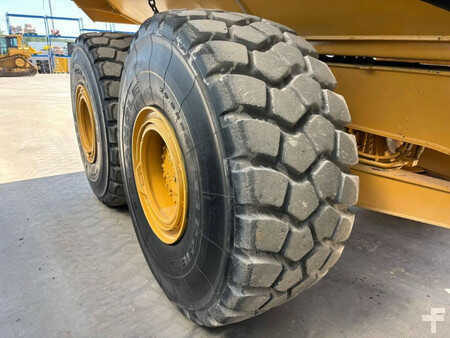 Tombereau articulé 2018 Caterpillar 745 04A (15)