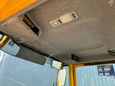 Ładowarki kołowe 2004 Volvo L60E (22)