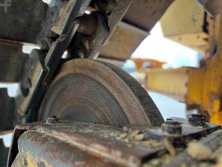 Grondschuivers 2016 Caterpillar D6N LGP (18)