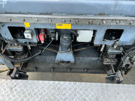 Adoquines de ruedas 2015 VÖGELE SUPER 1800-3i (20)