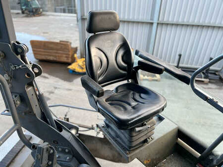 Adoquines de ruedas 2015 VÖGELE SUPER 1800-3i (36)