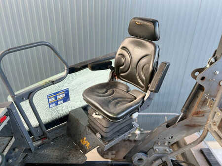 Adoquines de ruedas 2015 VÖGELE SUPER 1800-3i (37)