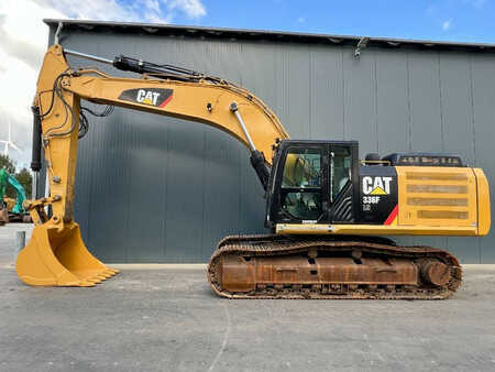 Escavadora de rastos 2015 Caterpillar 336F LN (2)