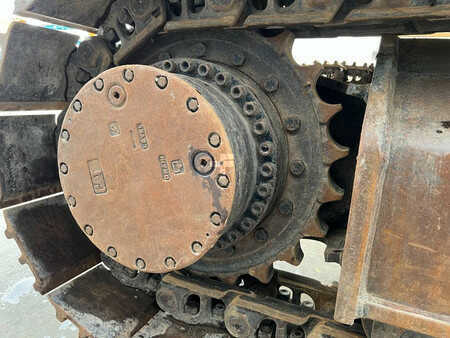 Escavadora de rastos 2015 Caterpillar 336F LN (37)