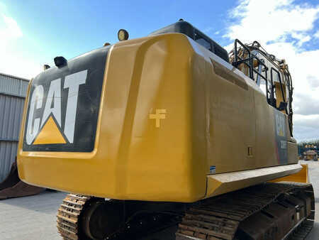 Escavadora de rastos 2015 Caterpillar 336F LN (5)