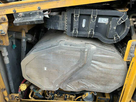 Grondschuivers 2018 Caterpillar D6T LGP (25)