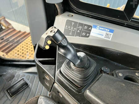 Grondschuivers 2018 Caterpillar D6T LGP (32)