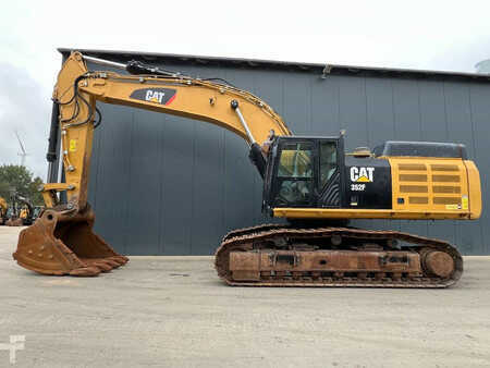 Korečková rýpadla 2020 Caterpillar 352F (2)