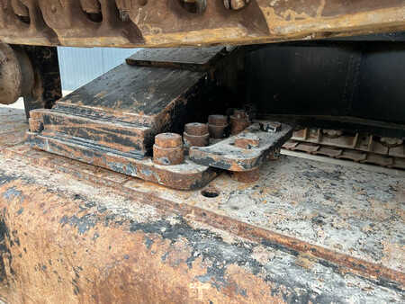 Korečková rýpadla 2020 Caterpillar 352F (20)