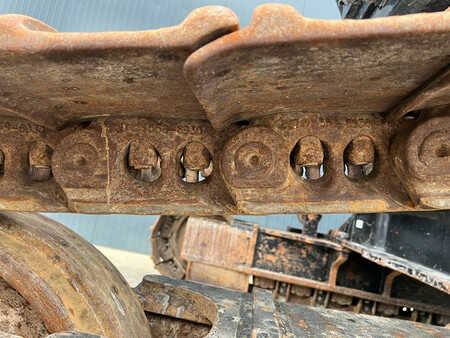 Korečková rýpadla 2020 Caterpillar 352F (24)