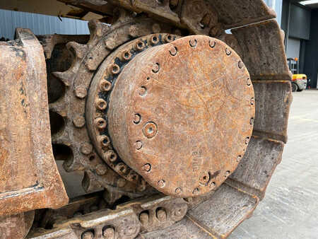 Korečková rýpadla 2020 Caterpillar 352F (29)