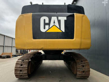 Korečková rýpadla 2020 Caterpillar 352F (4)