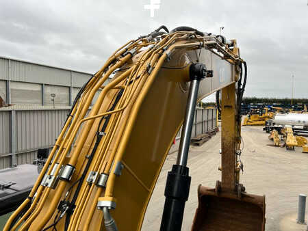 Korečková rýpadla 2020 Caterpillar 352F (40)