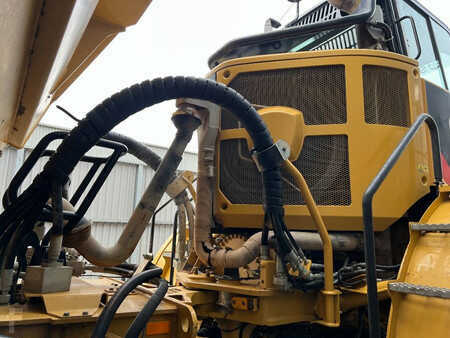 Articulated Dump Trucks 2017 Caterpillar 735C (15)